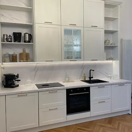 Apartament Littleparis Cluj-Napoca